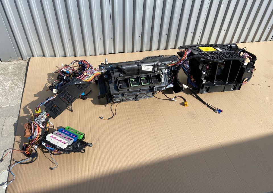 Nagrzewnica Scania S R wiązka instalacja komplet - Отопление/ Вентиляция для Грузовиков: фото 1 Nagrzewnica Scania S R wiązka instalacja komplet - Отопление/ Вентиляция для Грузовиков: фото 1