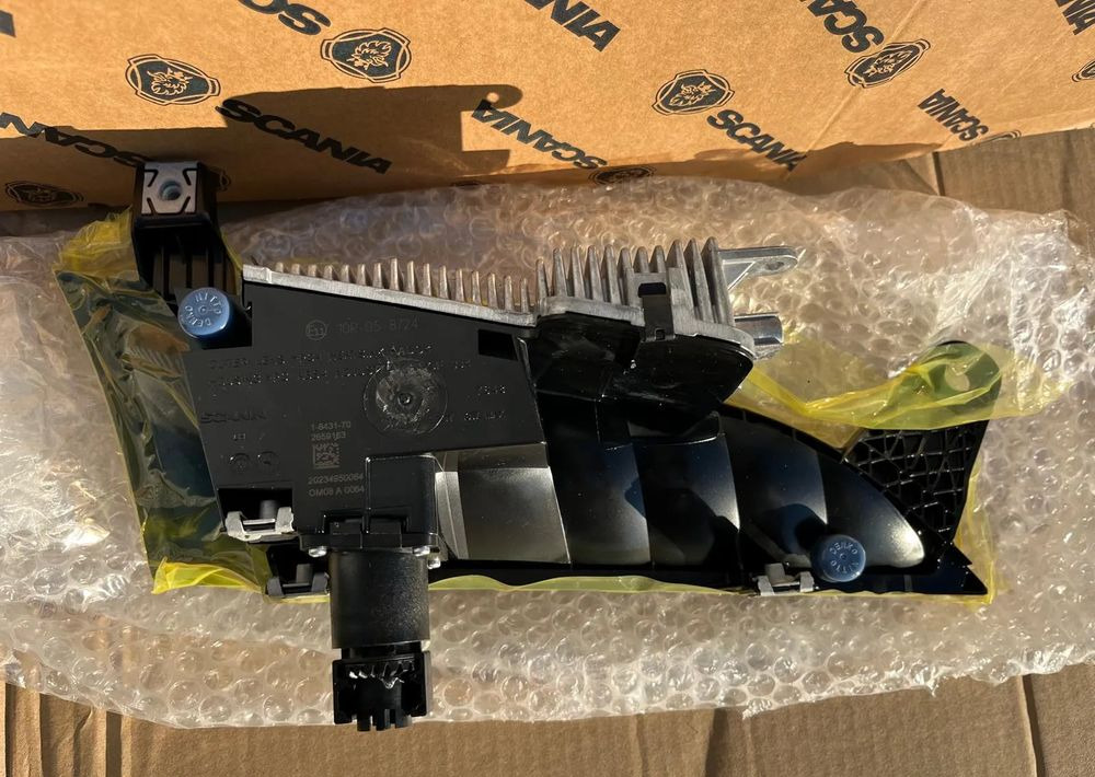 SCANIA R S HALOGEN LEWY NOWY 2659153 - Свет/ Освещение: фото 4 SCANIA R S HALOGEN LEWY NOWY 2659153 - Свет/ Освещение: фото 4