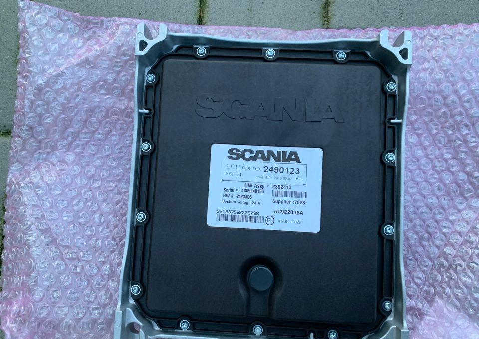 Scania R S komputer sterownik kaseta NOWY NGS NTG - Блок управления для Грузовиков: фото 1 Scania R S komputer sterownik kaseta NOWY NGS NTG - Блок управления для Грузовиков: фото 1