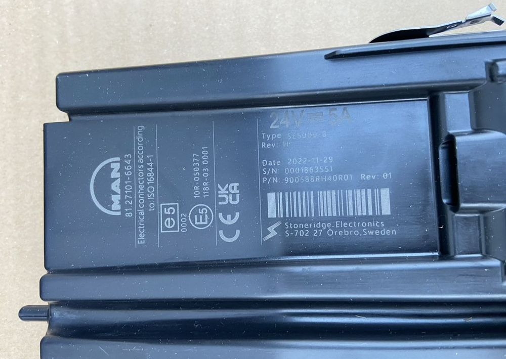 Tachograf Stoneridge MAN TGX TGS TGL TGM impulsator - Тахограф для Грузовиков: фото 2 Tachograf Stoneridge MAN TGX TGS TGL TGM impulsator - Тахограф для Грузовиков: фото 2