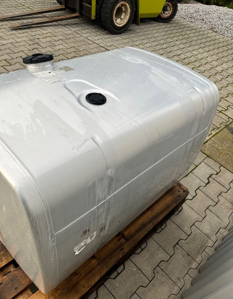 Zbiornik paliwa MAN TGX TGS 460 litrów bak - Подготовка топлива для Грузовиков: фото 4 Zbiornik paliwa MAN TGX TGS 460 litrów bak - Подготовка топлива для Грузовиков: фото 4