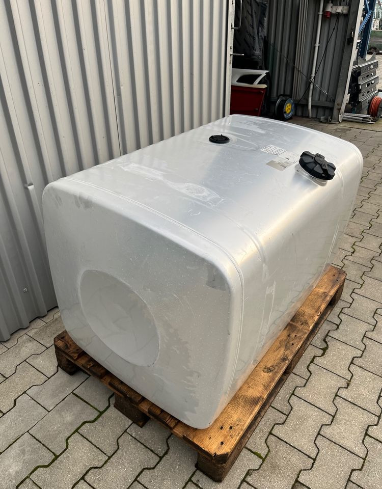 Zbiornik paliwa MAN TGX TGS 460 litrów bak - Подготовка топлива для Грузовиков: фото 3 Zbiornik paliwa MAN TGX TGS 460 litrów bak - Подготовка топлива для Грузовиков: фото 3