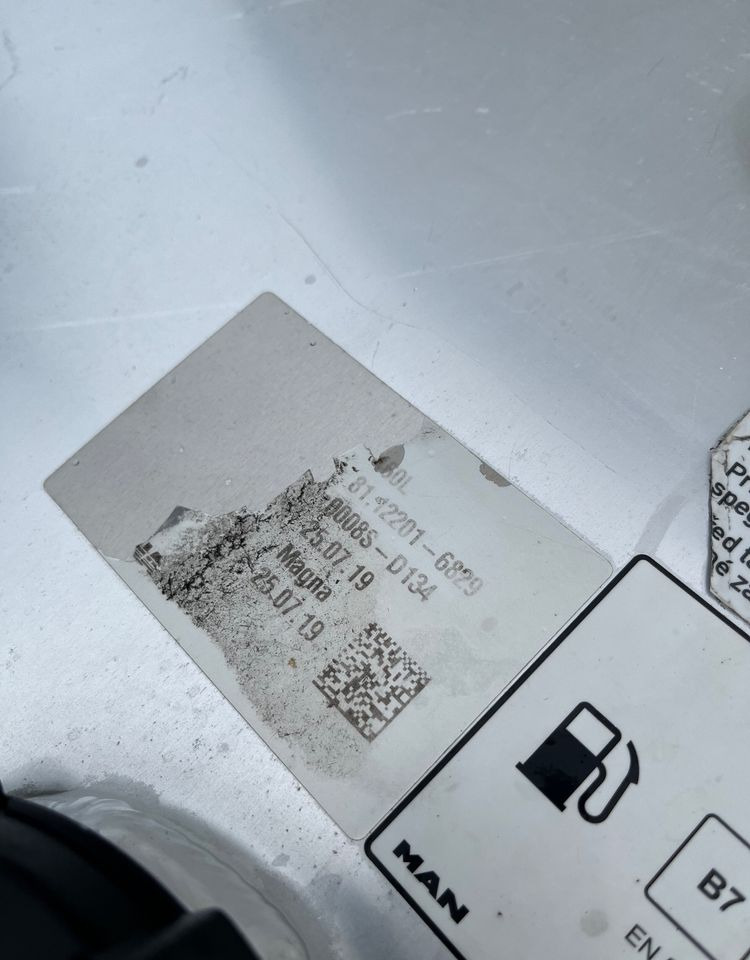 Zbiornik paliwa MAN TGX TGS 460 litrów bak - Подготовка топлива для Грузовиков: фото 5 Zbiornik paliwa MAN TGX TGS 460 litrów bak - Подготовка топлива для Грузовиков: фото 5