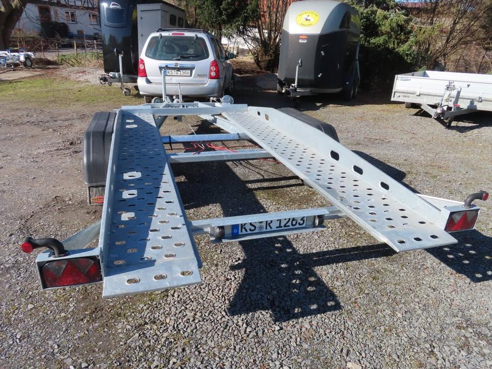 Böckmann, Autotransporter, 2,7 to. kippbar, 100 km, PKW Anhänger - Прицеп-автовоз: фото 5 Böckmann, Autotransporter, 2,7 to. kippbar, 100 km, PKW Anhänger - Прицеп-автовоз: фото 5