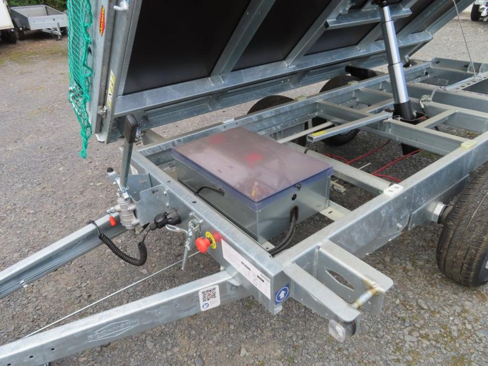 Самосвальный прицеп Böckmann Dreiseitenkipper, Stahl DK-ST 3218/27P PKW-Anhänger: фото 11