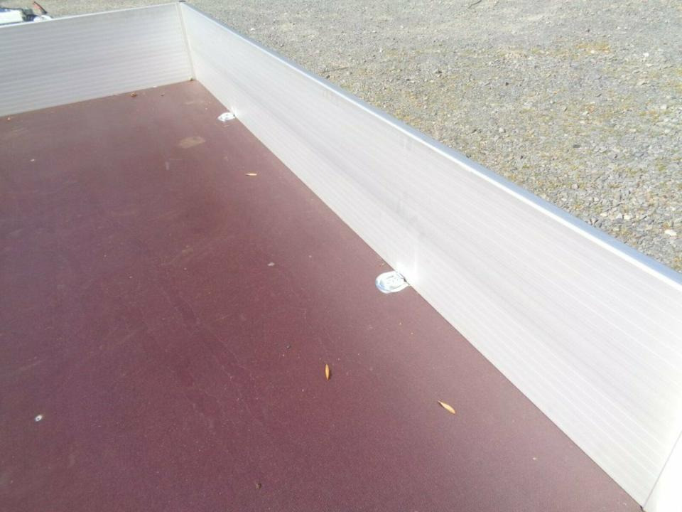 Böckmann PKW-Anhänger, 1500 kg, Alubordwände 100 km/h - Прицеп для легкового автомобиля: фото 5 Böckmann PKW-Anhänger, 1500 kg, Alubordwände 100 km/h - Прицеп для легкового автомобиля: фото 5