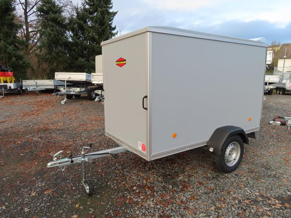 Böckmann PKW-Anhänger Kofferanhänger 750kg, - Прицеп для легкового автомобиля: фото 1 Böckmann PKW-Anhänger Kofferanhänger 750kg, - Прицеп для легкового автомобиля: фото 1