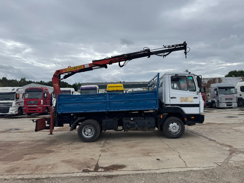 Mercedes-Benz SK 917 (STEEL SUSPENSION / PARLFINGER CRANE / AUXILIARY / 6 CYLINDER WITH MANUAL PUMP) - Самосвал, Автоманипулятор: фото 4 Mercedes-Benz SK 917 (STEEL SUSPENSION / PARLFINGER CRANE / AUXILIARY / 6 CYLINDER WITH MANUAL PUMP) - Самосвал, Автоманипулятор: фото 4
