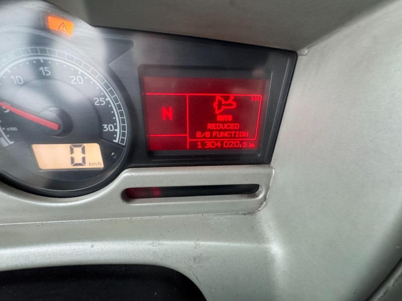 Тягач Renault Premium 450 DXI (VERY NICE CONDITION / TRES BON ETAT): фото 13 Тягач Renault Premium 450 DXI (VERY NICE CONDITION / TRES BON ETAT): фото 13