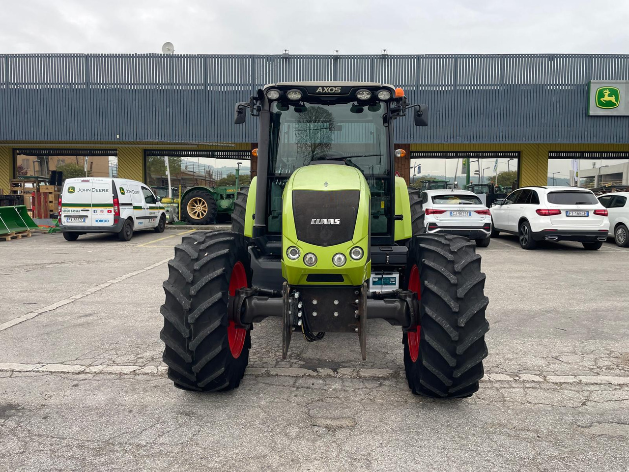 CLAAS AXOS 340 - Трактор: фото 3 CLAAS AXOS 340 - Трактор: фото 3