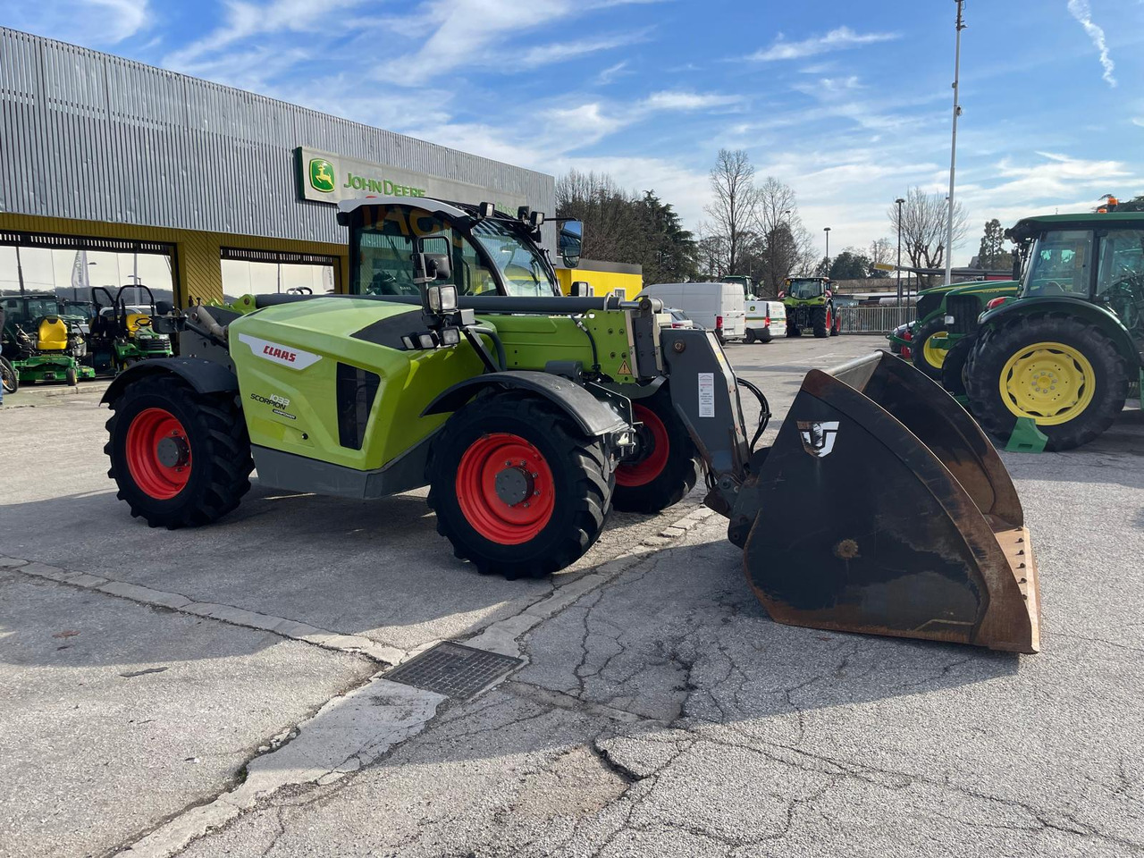 CLAAS TELESCOPICO SCORPION 10.33 - Телескопический погрузчик: фото 3 CLAAS TELESCOPICO SCORPION 10.33 - Телескопический погрузчик: фото 3