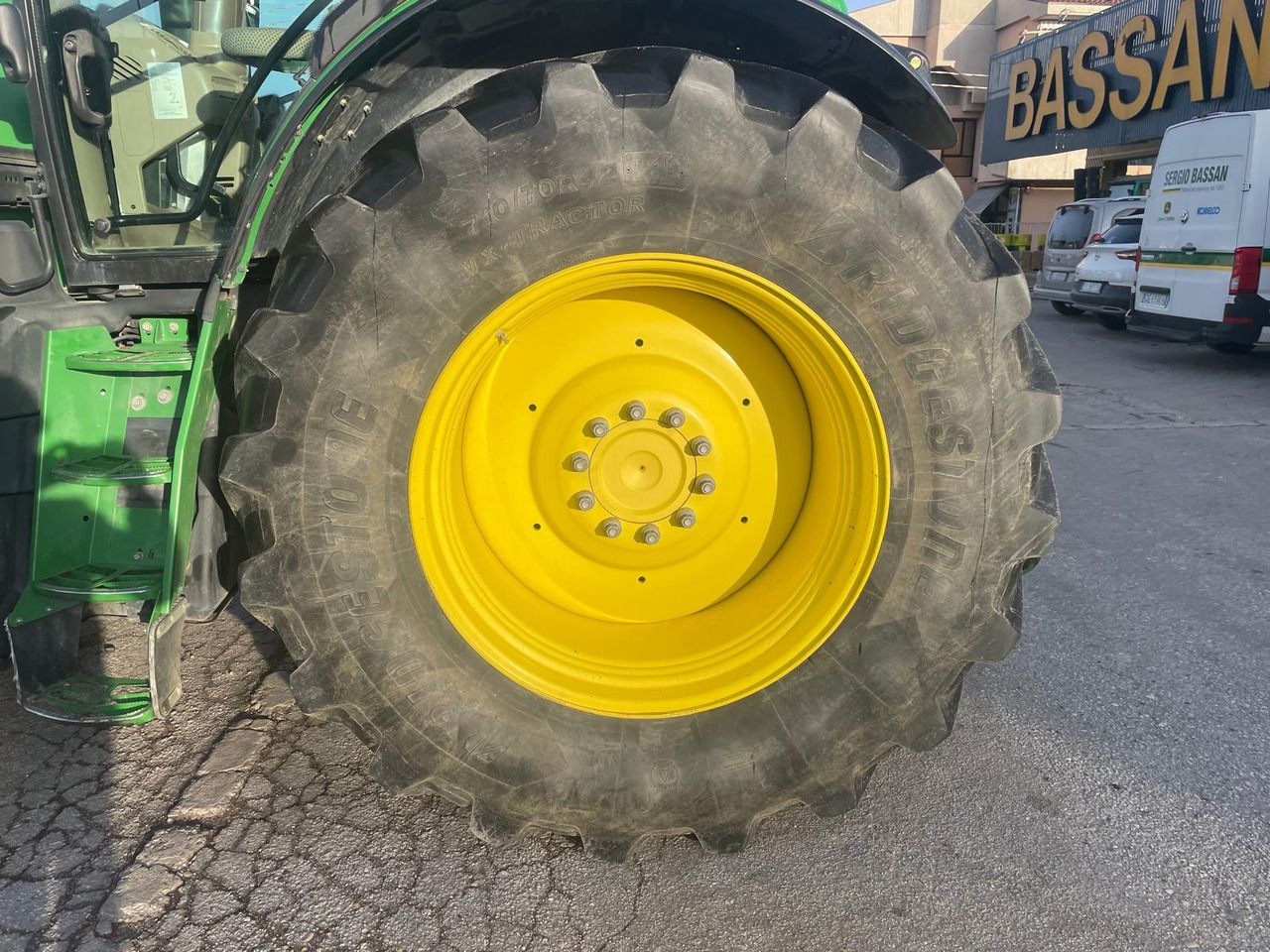 JOHN DEERE 6175 R - Трактор: фото 5 JOHN DEERE 6175 R - Трактор: фото 5