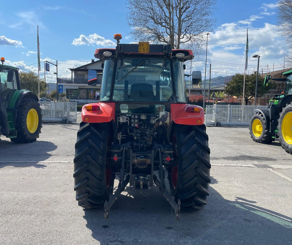 KUBOTA 5111 M - Трактор: фото 5 KUBOTA 5111 M - Трактор: фото 5