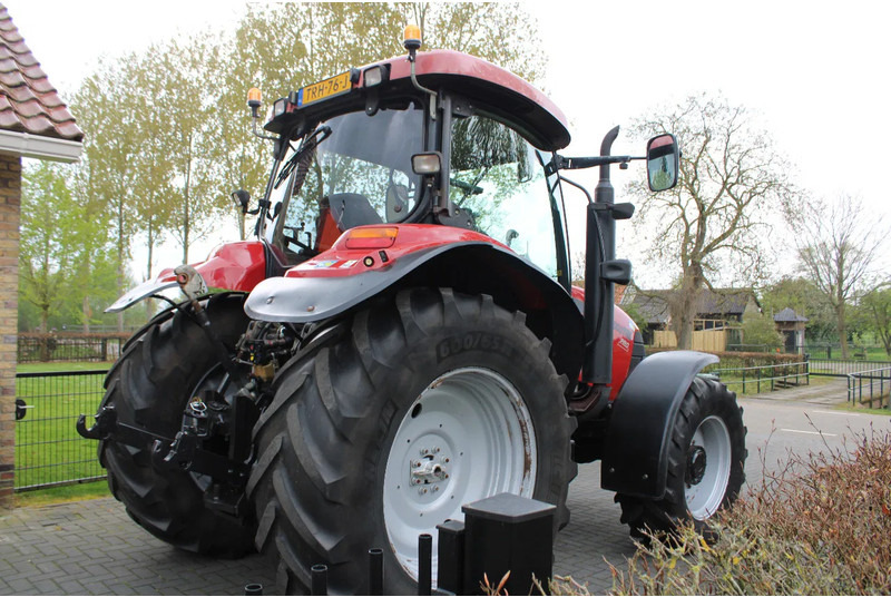 Case IH MXU 115 MXU 115 Fronthef en front Pto - Трактор: фото 4 Case IH MXU 115 MXU 115 Fronthef en front Pto - Трактор: фото 4