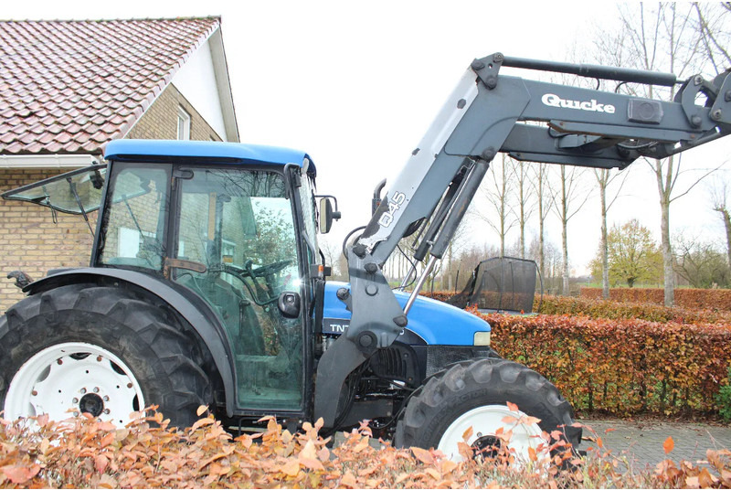 New Holland TN75S - Трактор: фото 2 New Holland TN75S - Трактор: фото 2