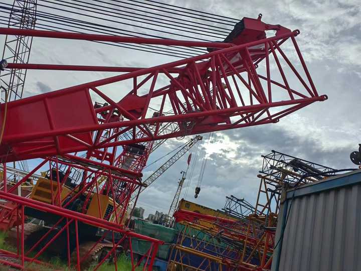 Original Sany 100ton All Terrain Crane Used Sany Crane for Sale Good Condition - Вседорожный кран: фото 4 Original Sany 100ton All Terrain Crane Used Sany Crane for Sale Good Condition - Вседорожный кран: фото 4