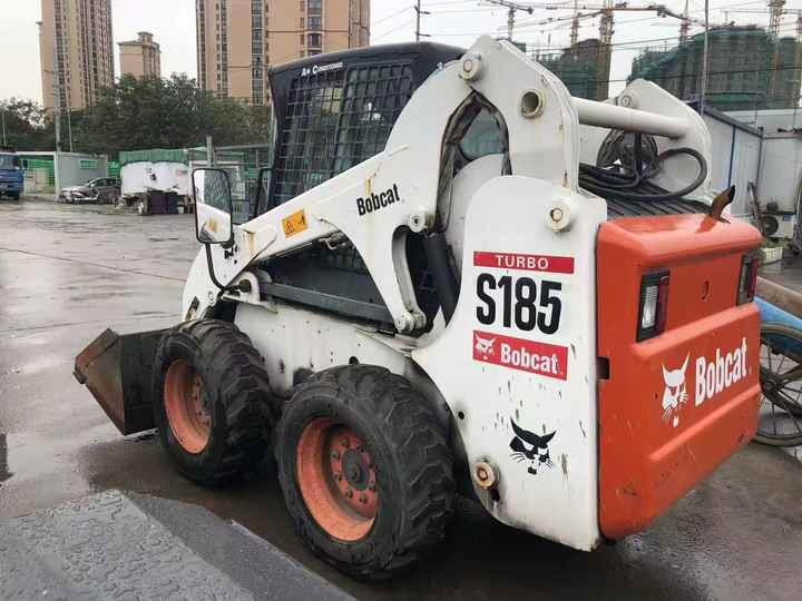 Used Bob Cat Bob Cat S185 Used Mini Skid Steer Wheel Loader Multifunctional Track Loaders Bobcat - Мини-погрузчик с бортовым поворотом: фото 2 Used Bob Cat Bob Cat S185 Used Mini Skid Steer Wheel Loader Multifunctional Track Loaders Bobcat - Мини-погрузчик с бортовым поворотом: фото 2