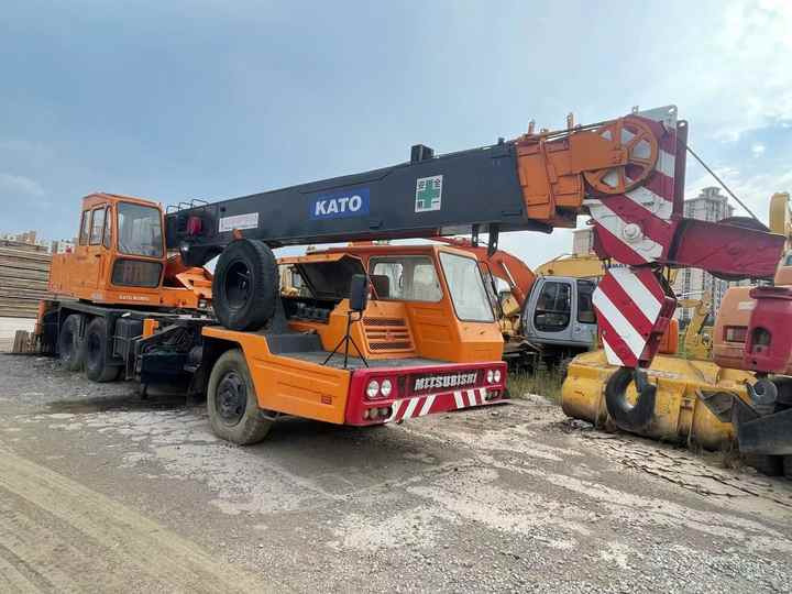 Used Heavy Construction Equipment kato 25 Tons Second Hand Mobile Crane Used Machine Hot Sale - Мобильный кран: фото 2 Used Heavy Construction Equipment kato 25 Tons Second Hand Mobile Crane Used Machine Hot Sale - Мобильный кран: фото 2
