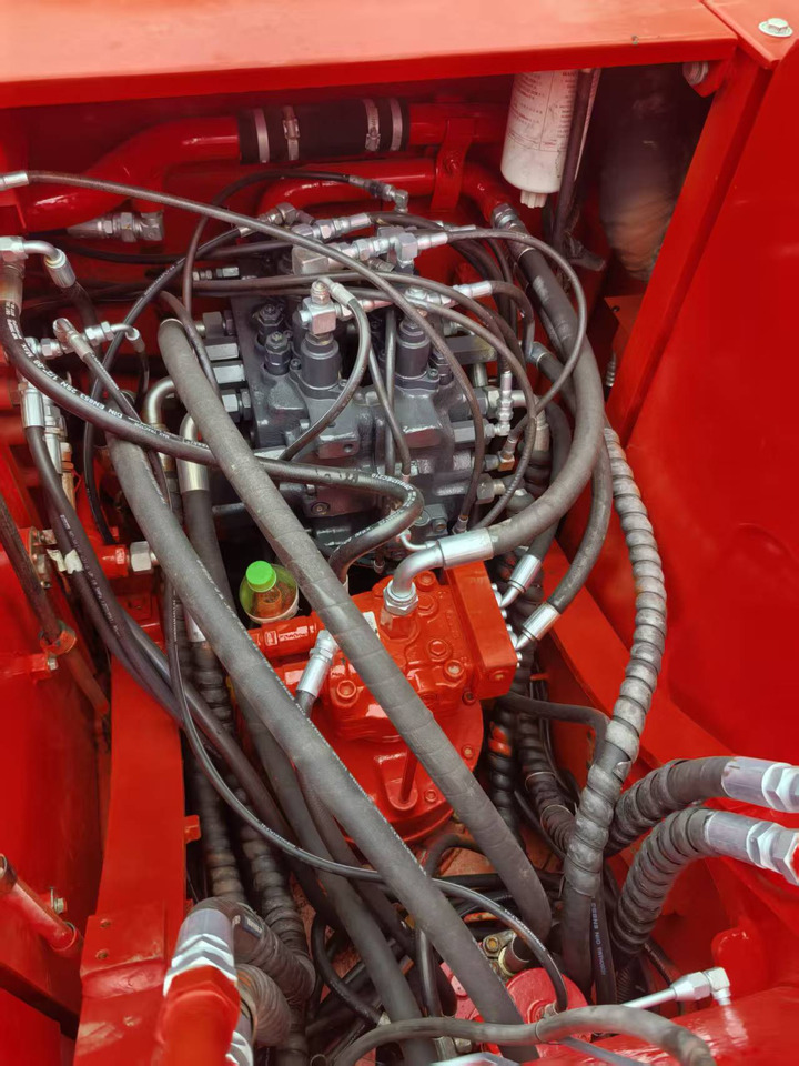 Колёсный экскаватор doosan Used DH150W-7 wheeled excavator for sale at a low price.: фото 8 Колёсный экскаватор doosan Used DH150W-7 wheeled excavator for sale at a low price.: фото 8