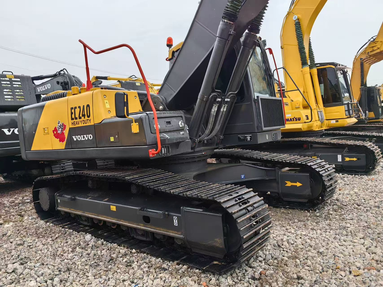 Volvo ec240 - Гусеничный экскаватор: фото 3 Volvo ec240 - Гусеничный экскаватор: фото 3