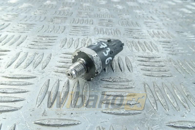 Bosch 5263118/4897225 0281002964 - Двигатель и запчасти для Строительной техники: фото 1 Bosch 5263118/4897225 0281002964 - Двигатель и запчасти для Строительной техники: фото 1