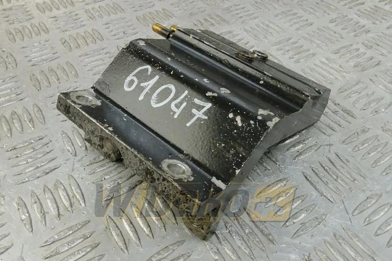 Cummins 4948572 - Топливный фильтр для Строительной техники: фото 1 Cummins 4948572 - Топливный фильтр для Строительной техники: фото 1