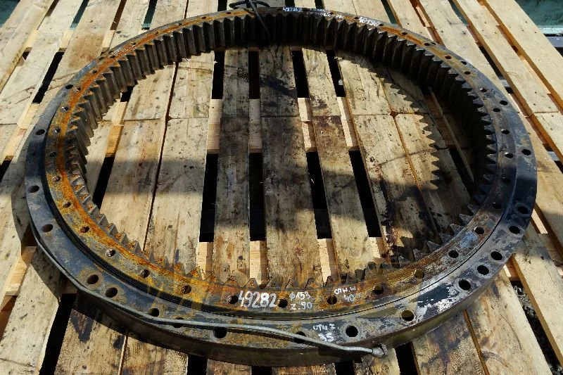 Komatsu PC340LC-7K - Поворотное кольцо для Строительной техники: фото 1 Komatsu PC340LC-7K - Поворотное кольцо для Строительной техники: фото 1