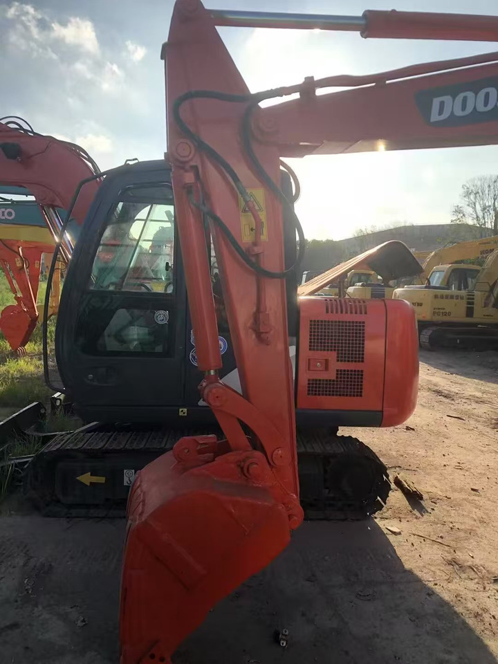 DOOSAN DX55-9C - Гусеничный экскаватор: фото 4 DOOSAN DX55-9C - Гусеничный экскаватор: фото 4