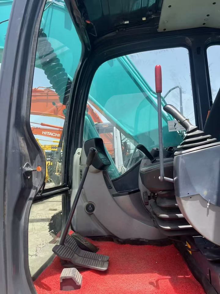 Гусеничный экскаватор KOBELCO sk130lc: фото 7