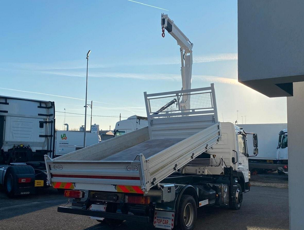 MERCEDES 816 ATEGO CASSONE RIBALTABILE E GRU - Самосвал, Автоманипулятор: фото 5 MERCEDES 816 ATEGO CASSONE RIBALTABILE E GRU - Самосвал, Автоманипулятор: фото 5