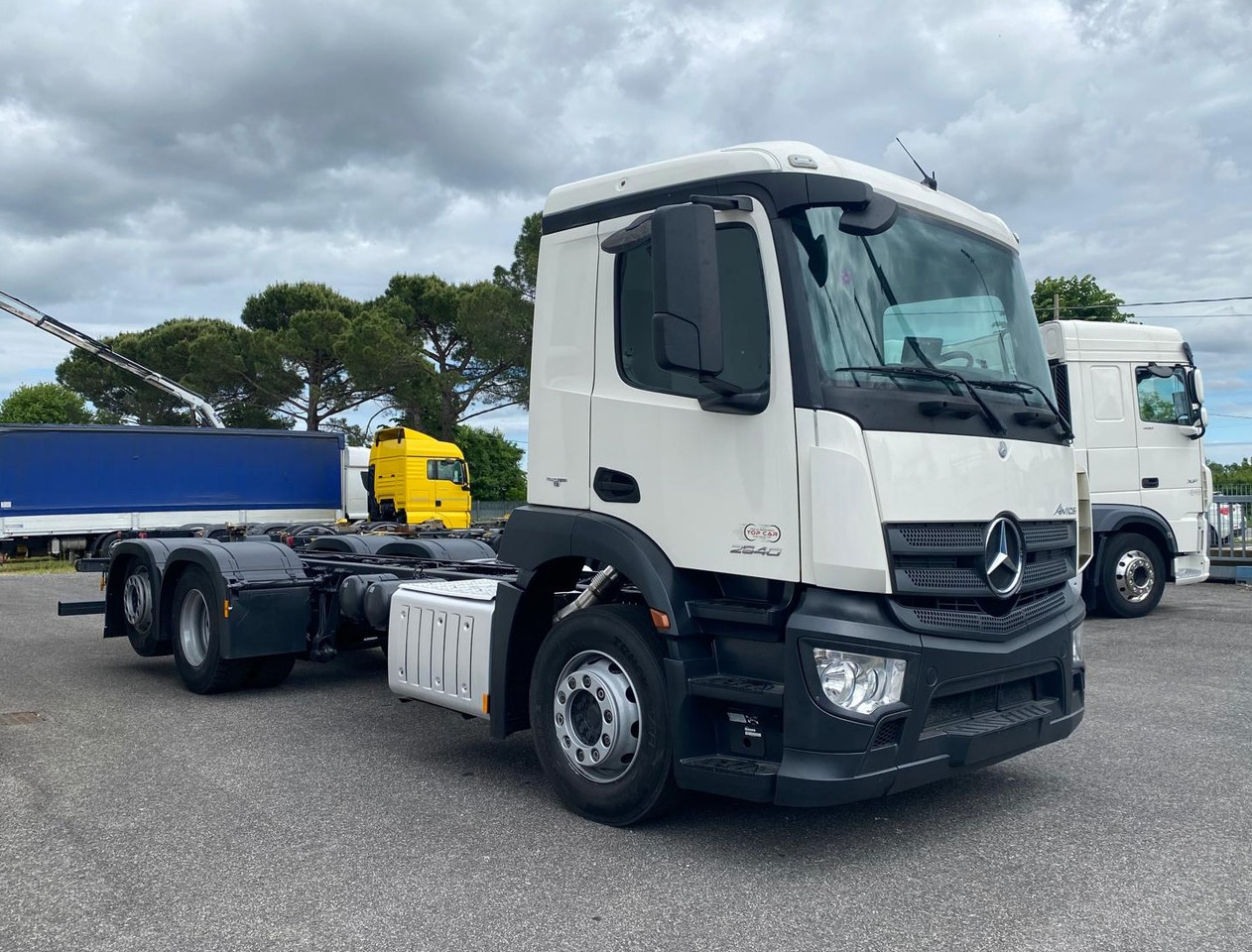 MERCEDES-BENZ ANTOS 25.40 - Грузовик-шасси: фото 3 MERCEDES-BENZ ANTOS 25.40 - Грузовик-шасси: фото 3
