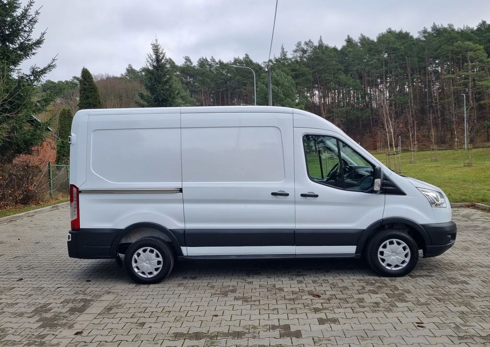 Ford Transit - Легковой фургон: фото 3 Ford Transit - Легковой фургон: фото 3