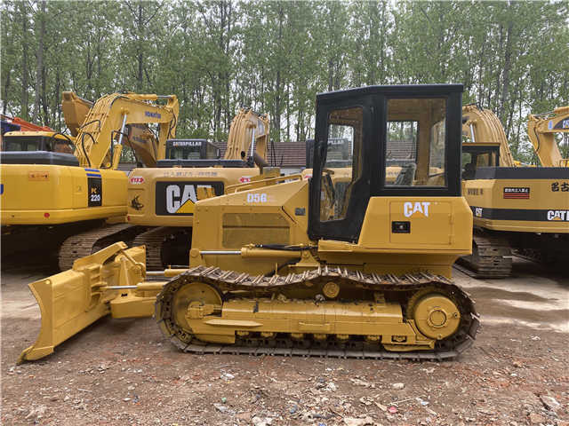 Caterpillar Used D5 Bulldozer , CAT D5g D5h D5k with Ripper , CAT D4h D5h D6h D7h - Бульдозер: фото 4 Caterpillar Used D5 Bulldozer , CAT D5g D5h D5k with Ripper , CAT D4h D5h D6h D7h - Бульдозер: фото 4