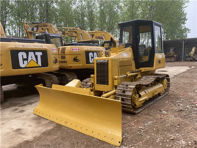 Caterpillar Used D5 Bulldozer , CAT D5g D5h D5k with Ripper , CAT D4h D5h D6h D7h - Бульдозер: фото 5 Caterpillar Used D5 Bulldozer , CAT D5g D5h D5k with Ripper , CAT D4h D5h D6h D7h - Бульдозер: фото 5