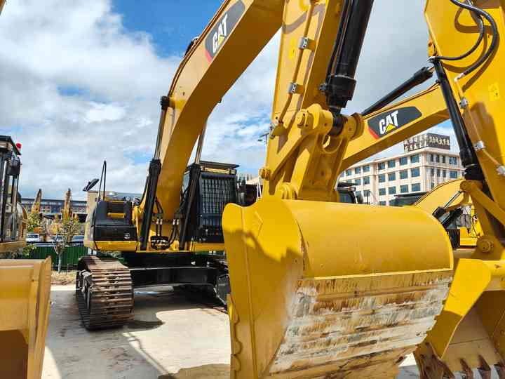 Second Hand Japan Original Excavator CAT 336D2 Used Caterpillar Excavator CAT 336D 336DL for Sale - Гусеничный экскаватор: фото 2 Second Hand Japan Original Excavator CAT 336D2 Used Caterpillar Excavator CAT 336D 336DL for Sale - Гусеничный экскаватор: фото 2