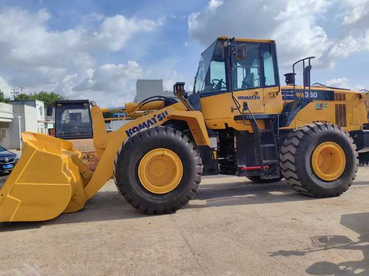 Used komatsu Wa380-6 Wheel Loader for Sale Japan Brand komatsu Wa380 -3 0380-65 470-3 Loader - Колёсный погрузчик: фото 4 Used komatsu Wa380-6 Wheel Loader for Sale Japan Brand komatsu Wa380 -3 0380-65 470-3 Loader - Колёсный погрузчик: фото 4