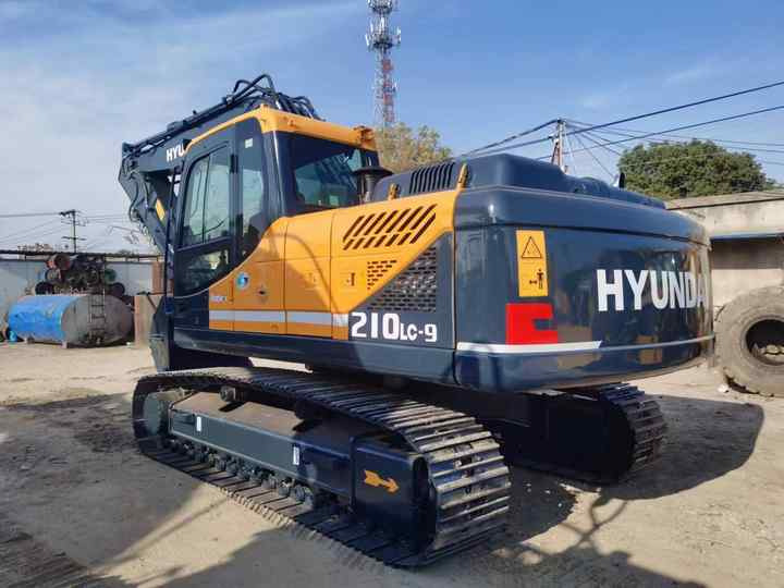 Hyundai Excavator Used Machine 210-9s Heavy Construction Equipment Crawler Excavator Hot Sale - Гусеничный экскаватор: фото 3 Hyundai Excavator Used Machine 210-9s Heavy Construction Equipment Crawler Excavator Hot Sale - Гусеничный экскаватор: фото 3