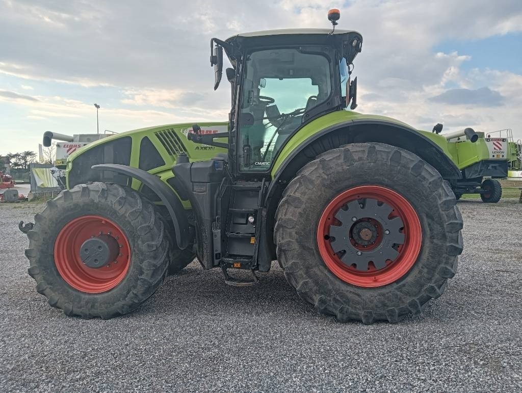 Claas Axion 960 cmatic  - Трактор: фото 4 Claas Axion 960 cmatic  - Трактор: фото 4