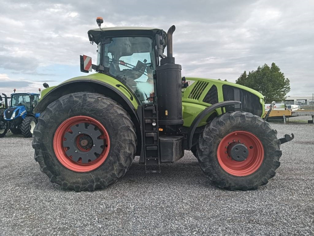 Claas Axion 960 cmatic  - Трактор: фото 5 Claas Axion 960 cmatic  - Трактор: фото 5