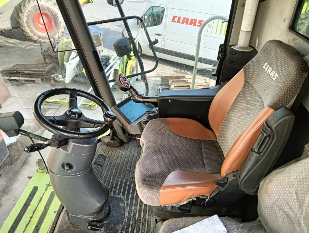 Claas Lexion 570  - Зерноуборочный комбайн: фото 5 Claas Lexion 570  - Зерноуборочный комбайн: фото 5