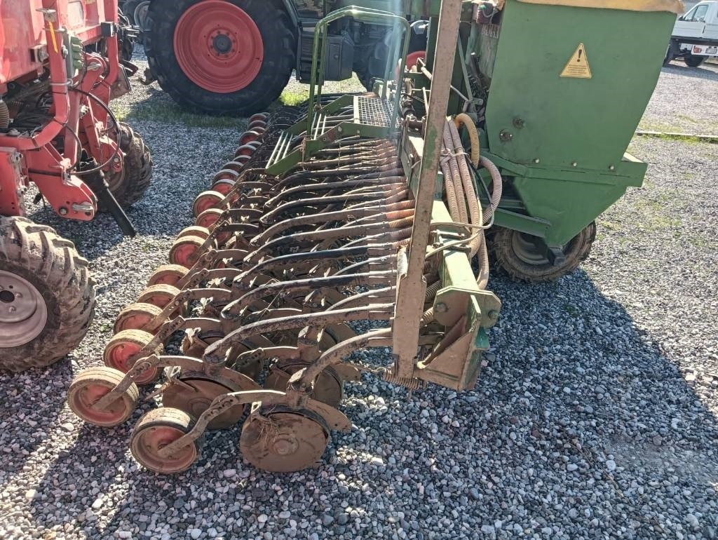 Damax 5 MT - Сеялка точного высева: фото 3 Damax 5 MT - Сеялка точного высева: фото 3