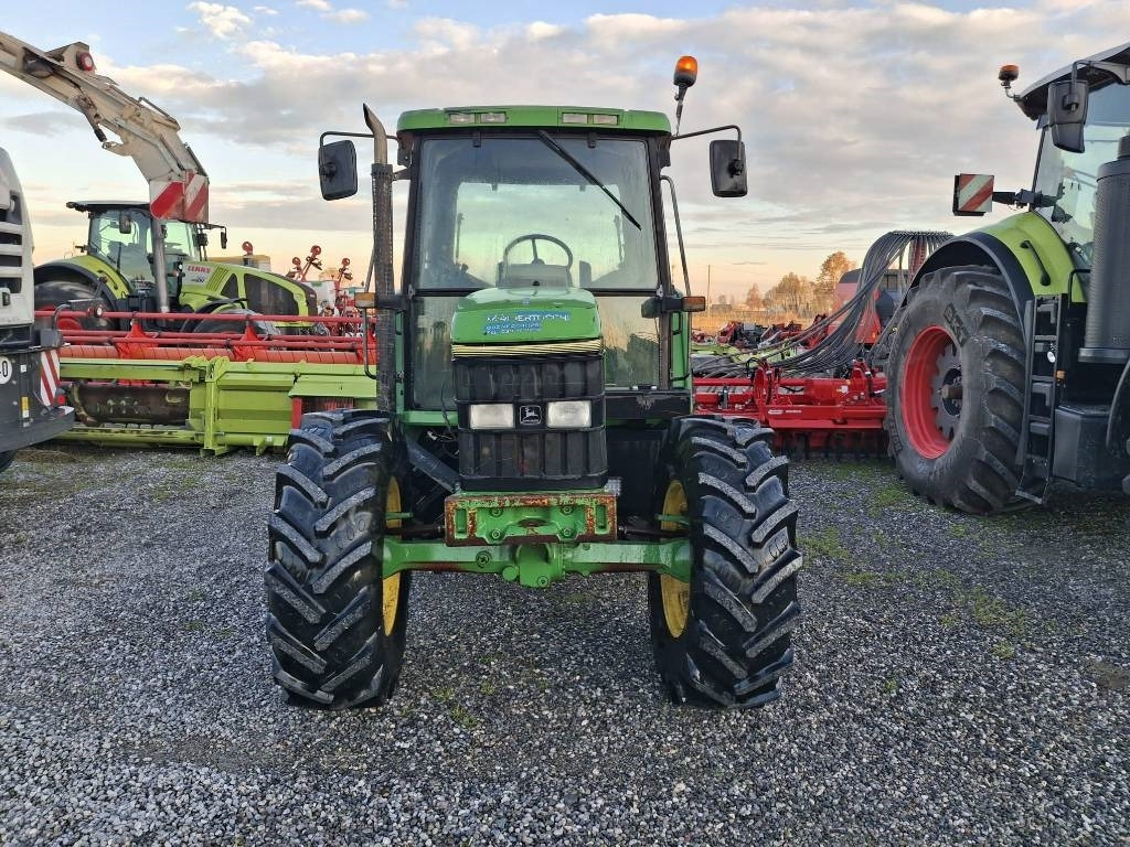 John Deere 6400 - Трактор: фото 2 John Deere 6400 - Трактор: фото 2