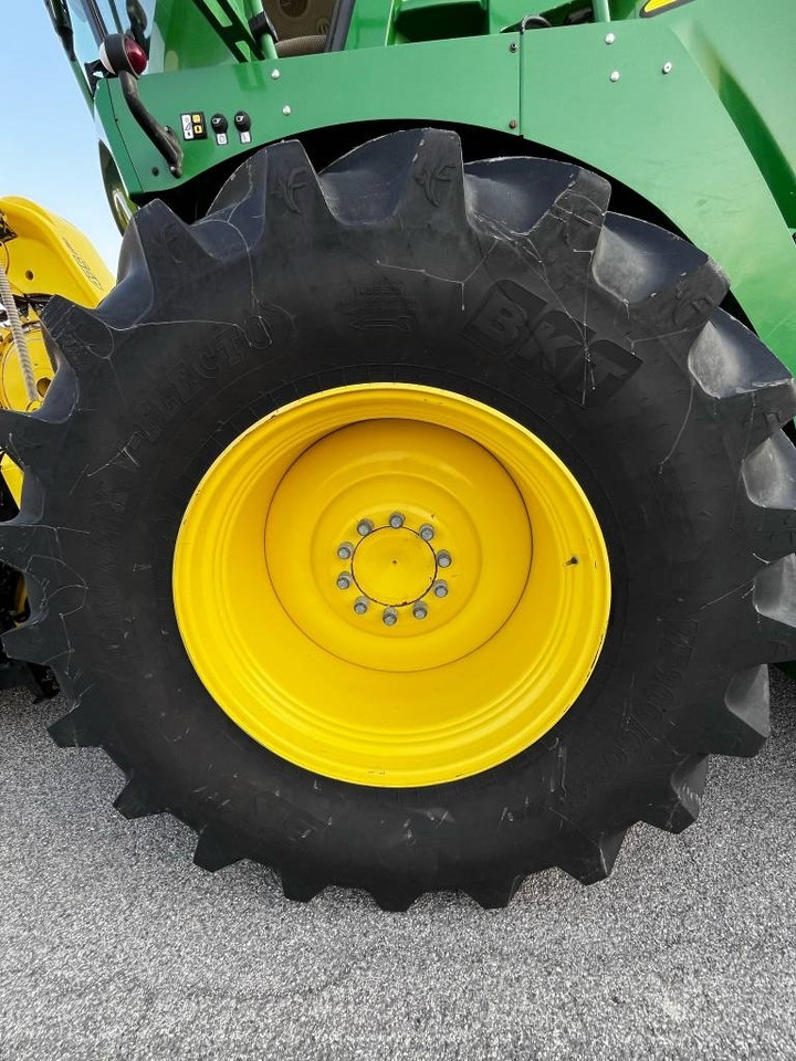 John Deere 8800 - Кормоуборочный комбайн: фото 5 John Deere 8800 - Кормоуборочный комбайн: фото 5