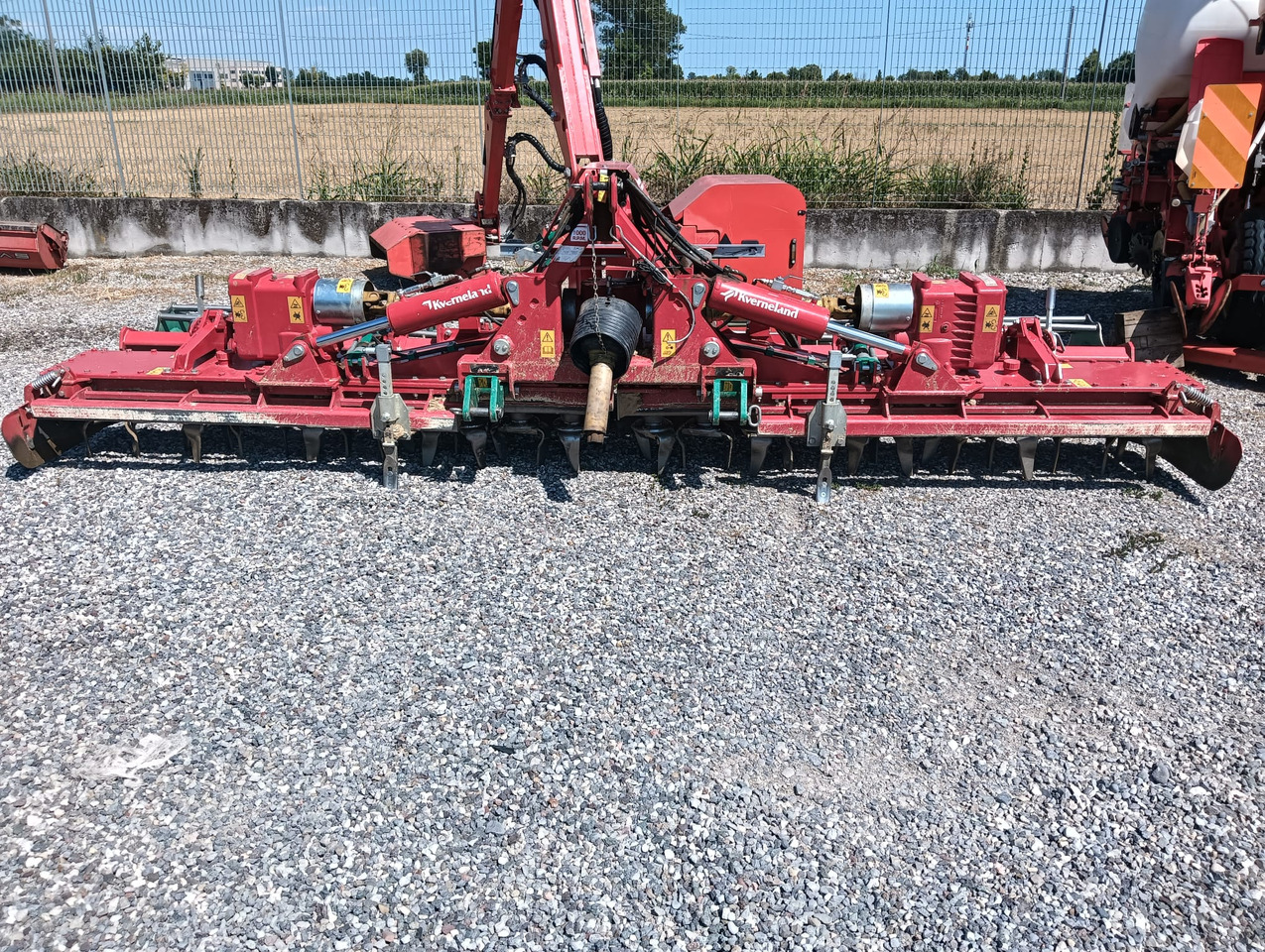 KVERNELAND NG-H 101 F30 - Активная борона: фото 2 KVERNELAND NG-H 101 F30 - Активная борона: фото 2