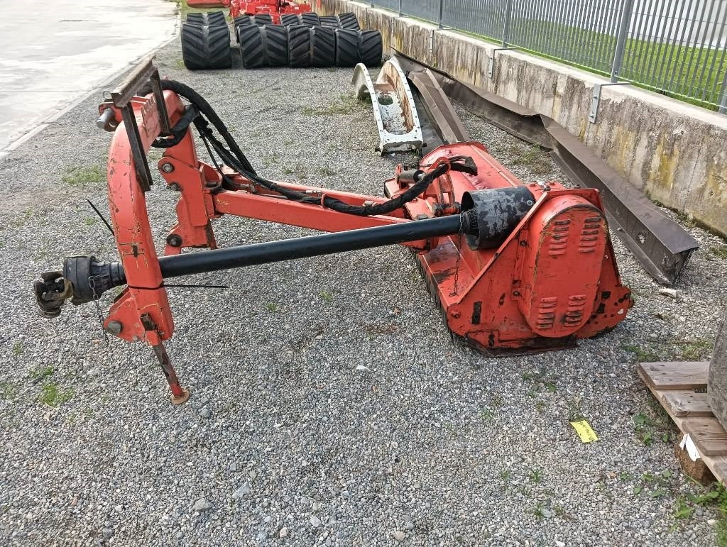 Maschio Giraffa 160 - Косилка-измельчитель/ Мульчер: фото 3 Maschio Giraffa 160 - Косилка-измельчитель/ Мульчер: фото 3