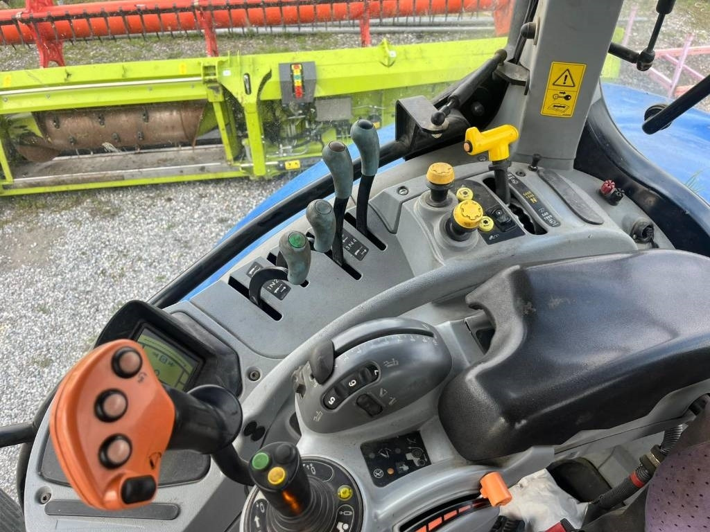 New Holland T 7.200 - Трактор: фото 3 New Holland T 7.200 - Трактор: фото 3