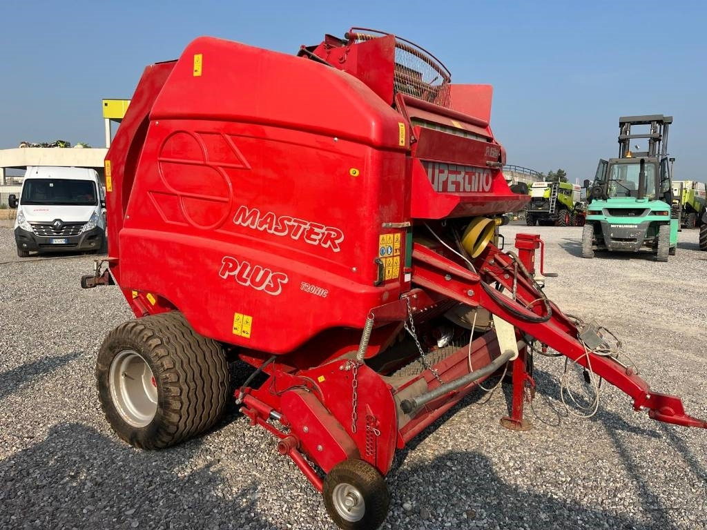 Supertino SP 1650 MASTER PLUS - Пресс-подборщик рулонный: фото 1 Supertino SP 1650 MASTER PLUS - Пресс-подборщик рулонный: фото 1