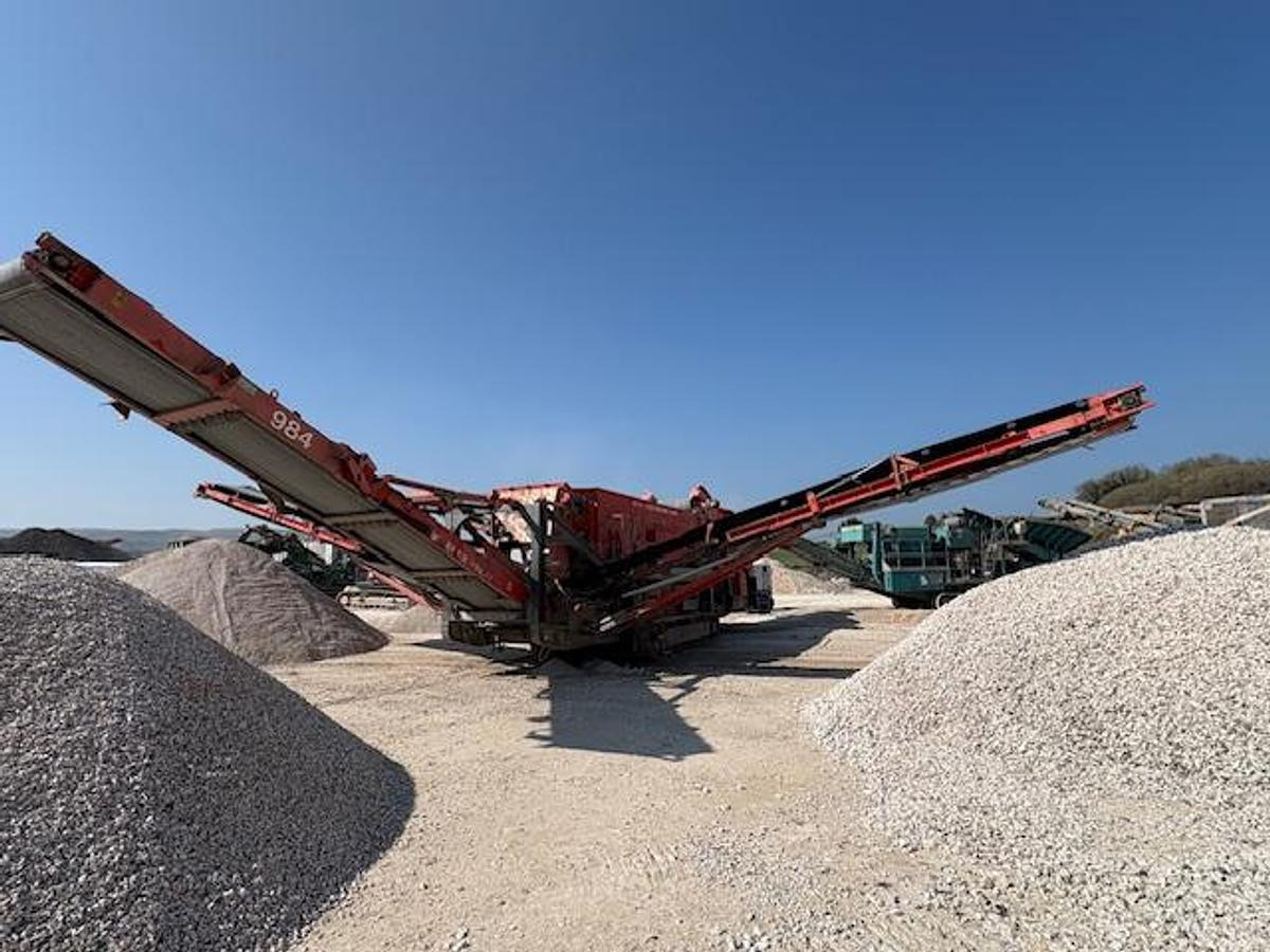 Terex Finlay 2015 Terex Finlay 984 - Грохот: фото 1 Terex Finlay 2015 Terex Finlay 984 - Грохот: фото 1