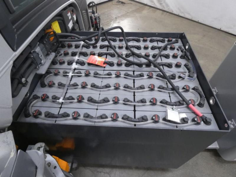 Still RX60-30L RX60-30L - Электропогрузчик: фото 4 Still RX60-30L RX60-30L - Электропогрузчик: фото 4