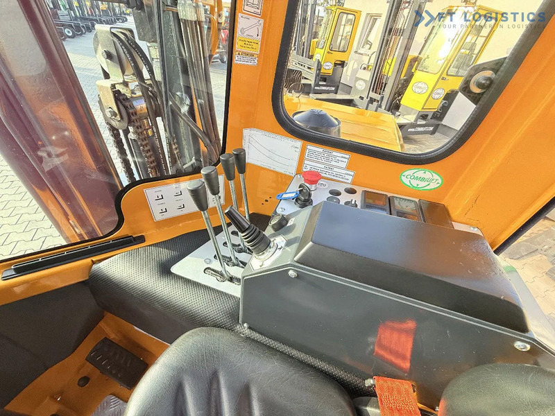 Четырехсторонний погрузчик Combilift C3000 / GAS / DUPLEX 4500MM / ONLY 3096 HOURS / FORK SIDE SHIFT / FULL CABIN / EXCELLENT CONDITION / Wide range of four-way and: фото 18